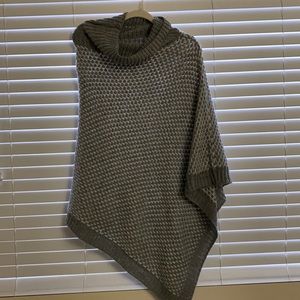 Calvin klein poncho/sweater